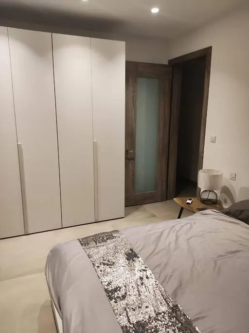 Cute Little Penthouse In The Heart Of Sliema Apartment 0*,